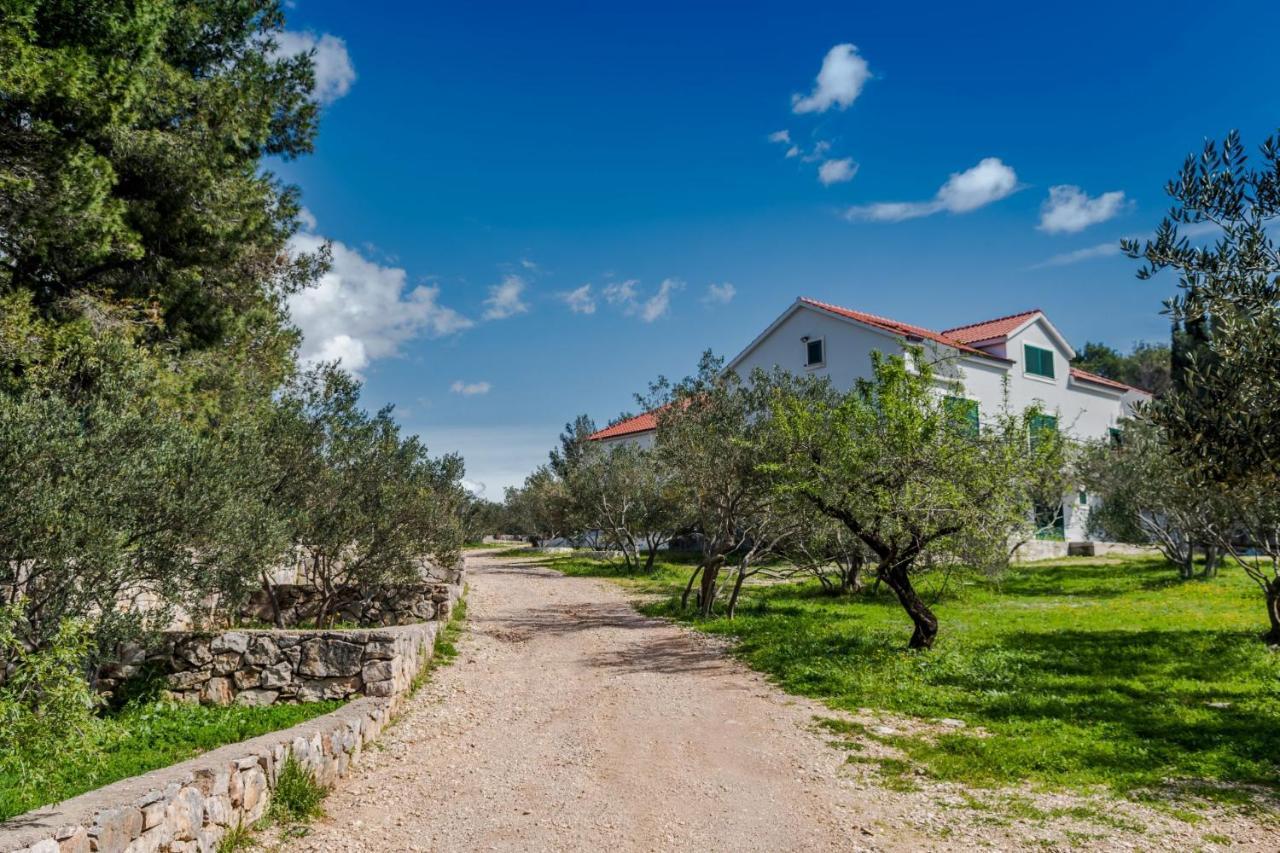 Bijaka Villas&Apartments ميلنا المظهر الخارجي الصورة