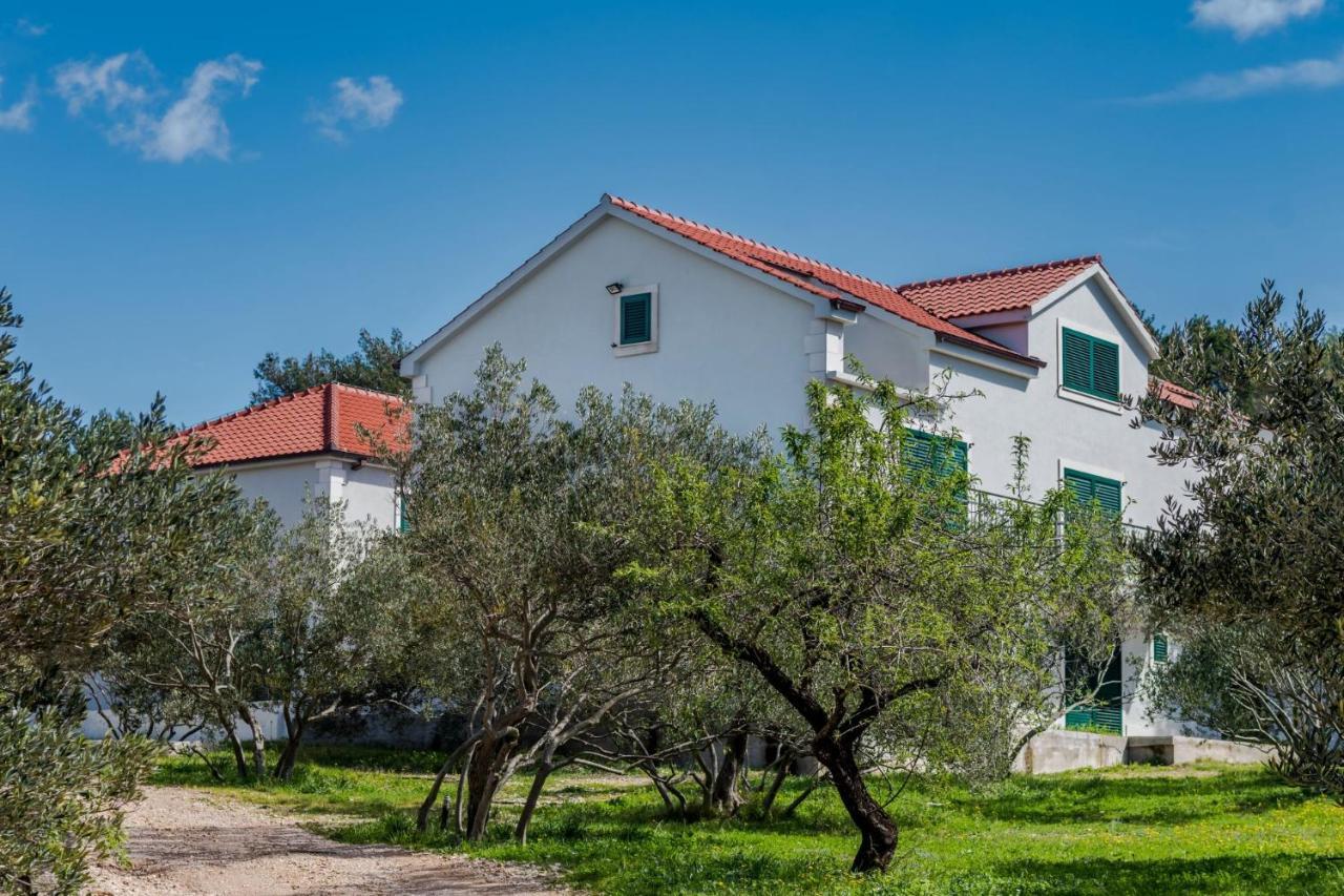 Bijaka Villas&Apartments ميلنا المظهر الخارجي الصورة