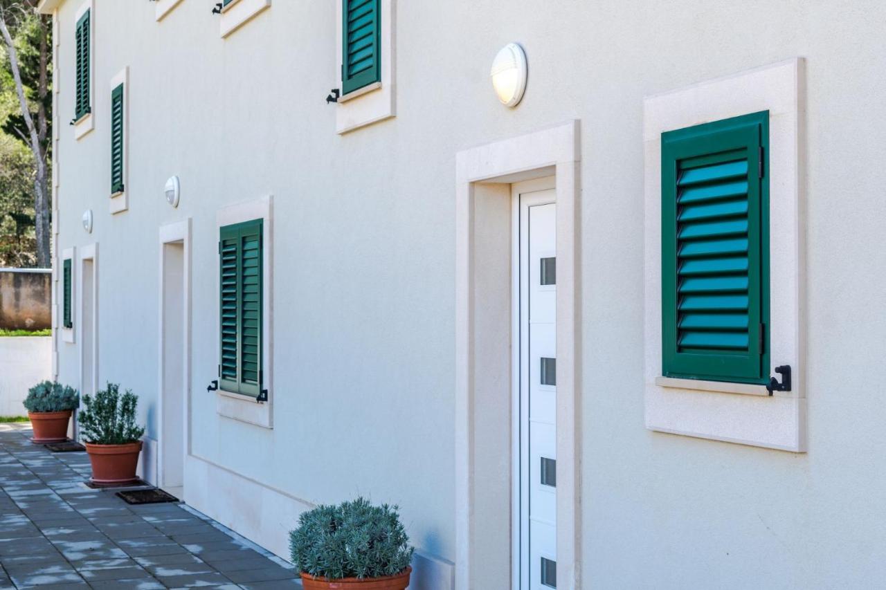 Bijaka Villas&Apartments ميلنا المظهر الخارجي الصورة