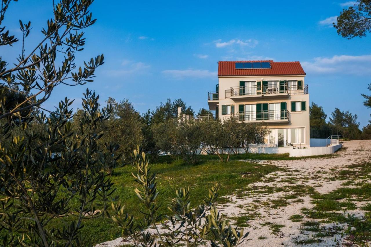 Bijaka Villas&Apartments ميلنا المظهر الخارجي الصورة